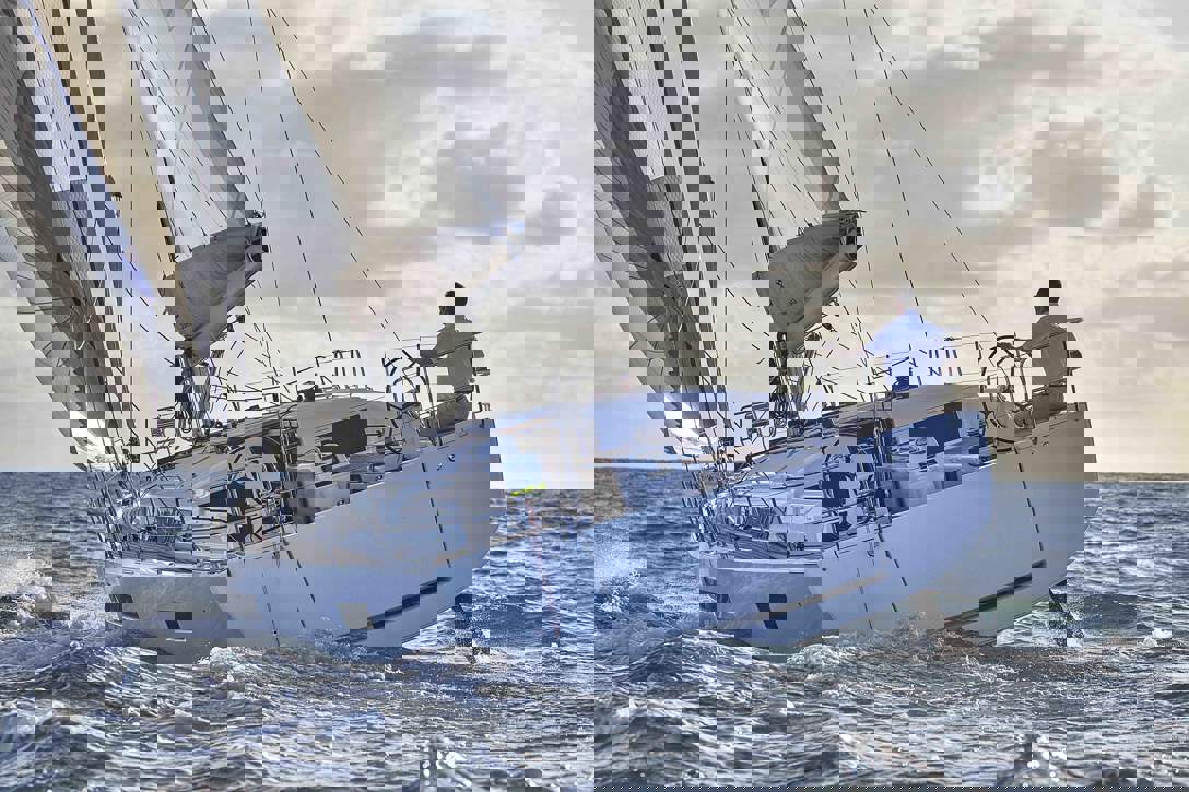 Jeanneau Sun Odyssey 490 Exterior - 28.JPG