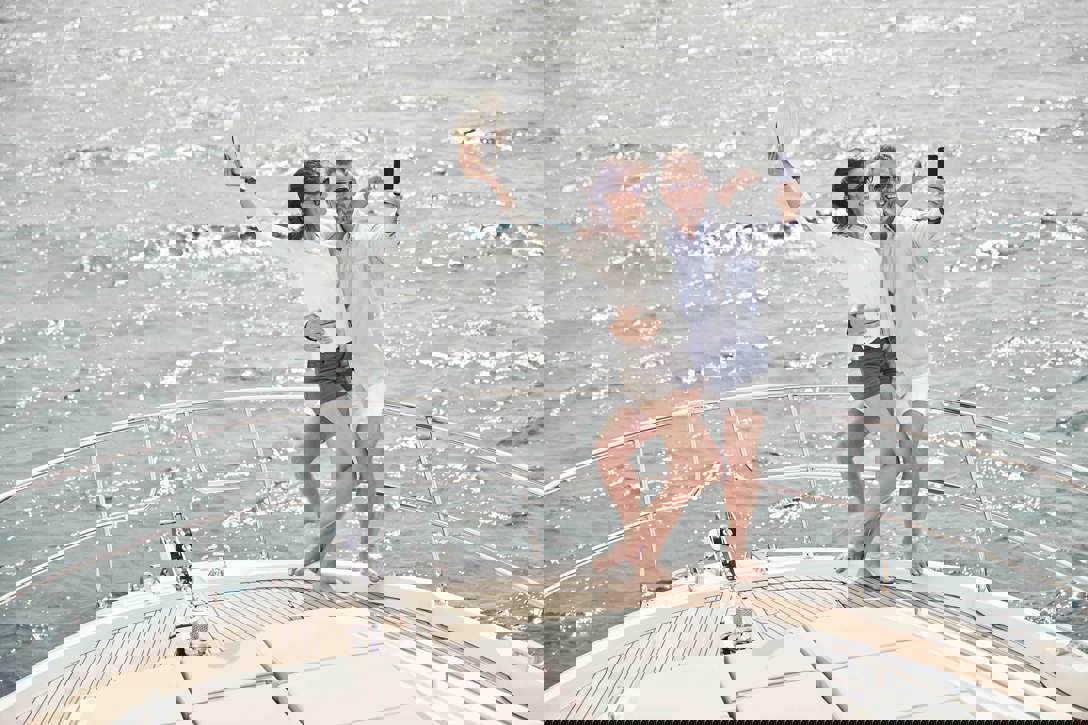 Prestige 520 Flybridge Exterior - 29.JPG