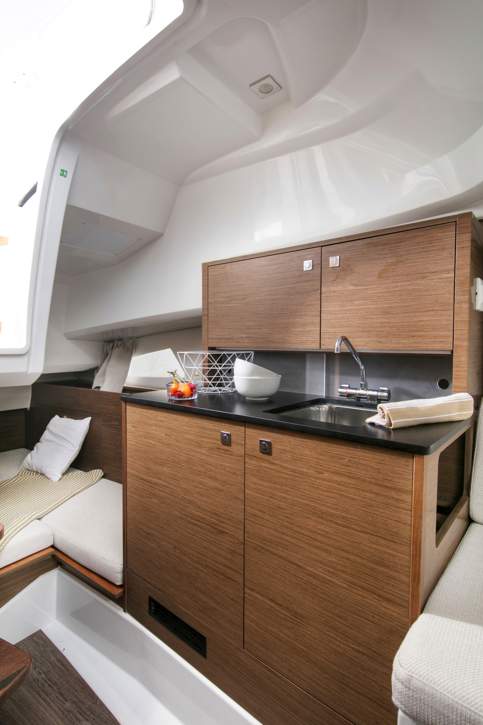 Jeanneau Cap Camarat 9.0 WA Interior - 4.JPG