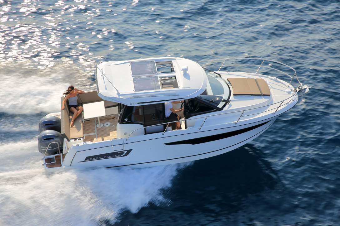 Jeanneau Merry Fisher 895 HB Exterior - 51.JPG