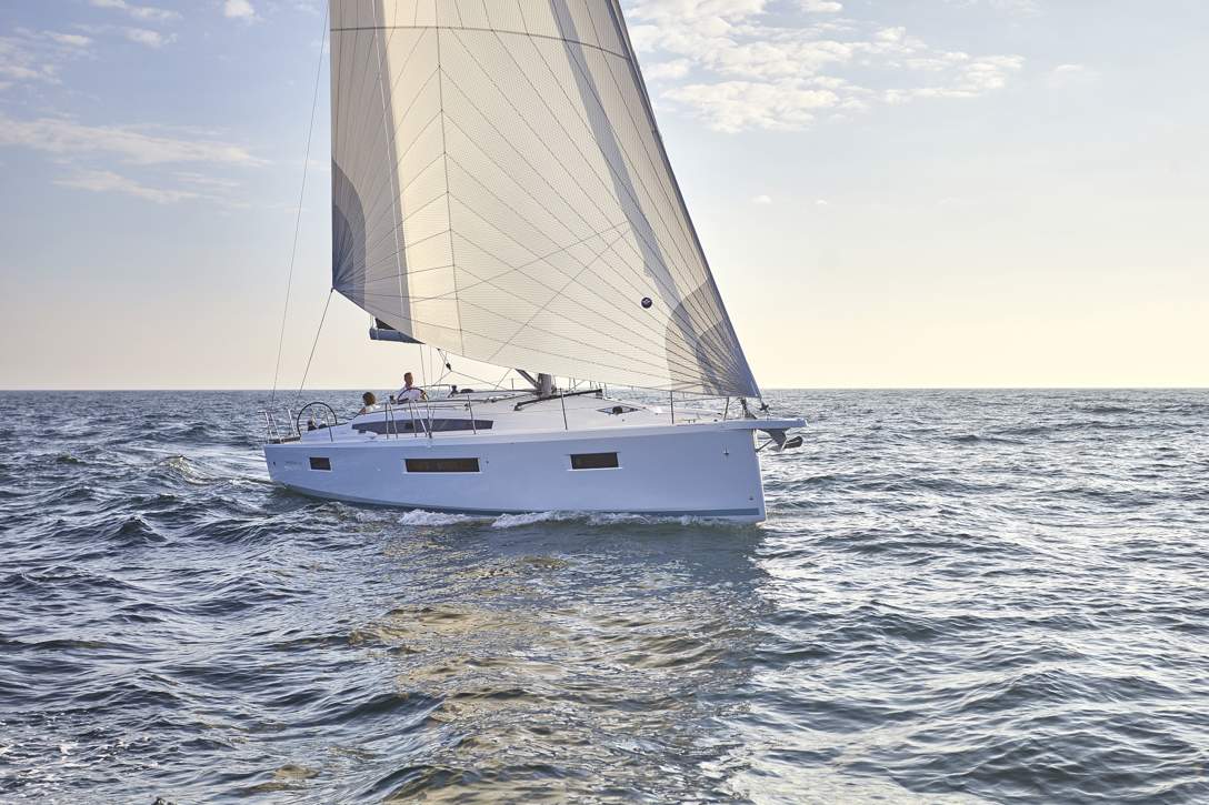 Jeanneau Sun Odyssey 410 Exterior - 66.JPG