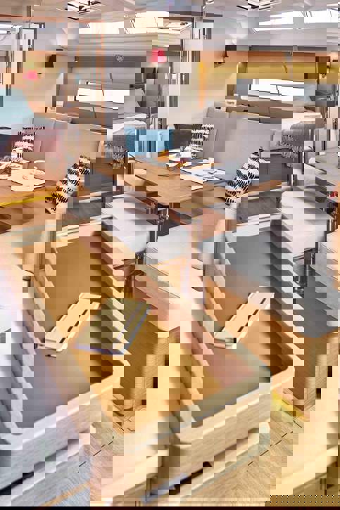 Jeanneau Sun Odyssey 440 Interior - 2.JPG