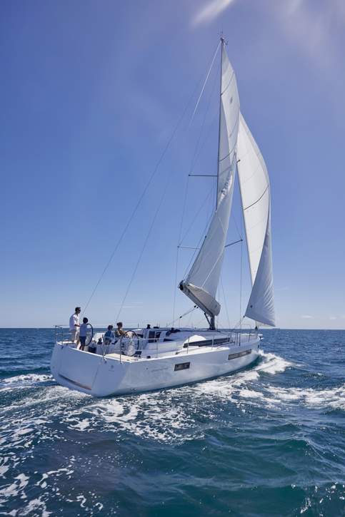 Jeanneau Sun Odyssey 490 Exterior - 89.JPG