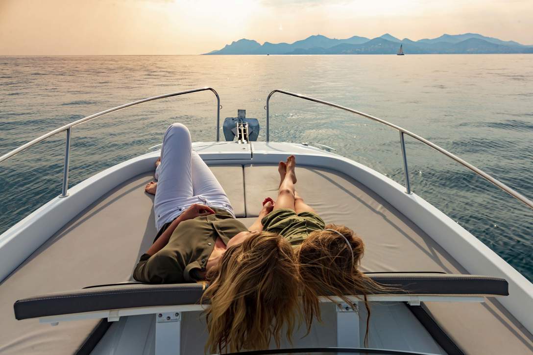 CAP CAMARAT 7.5WA IMAGE EXTERIOR LIFESTYLE (3)