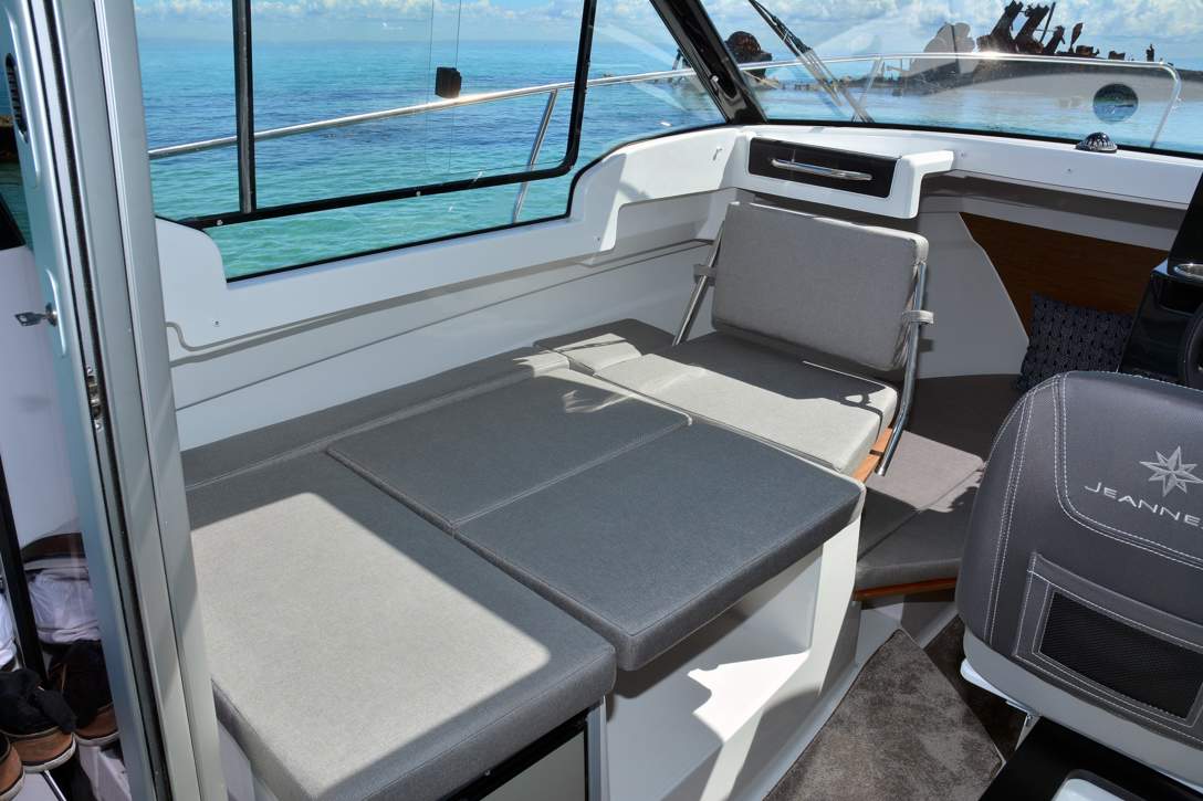 Jeanneau Merry Fisher 695 Serie 2 HB Interior - 7.JPG