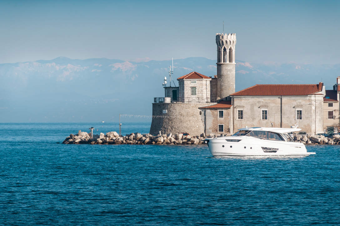 GL45COUPE Hybrid Ex Highres 9