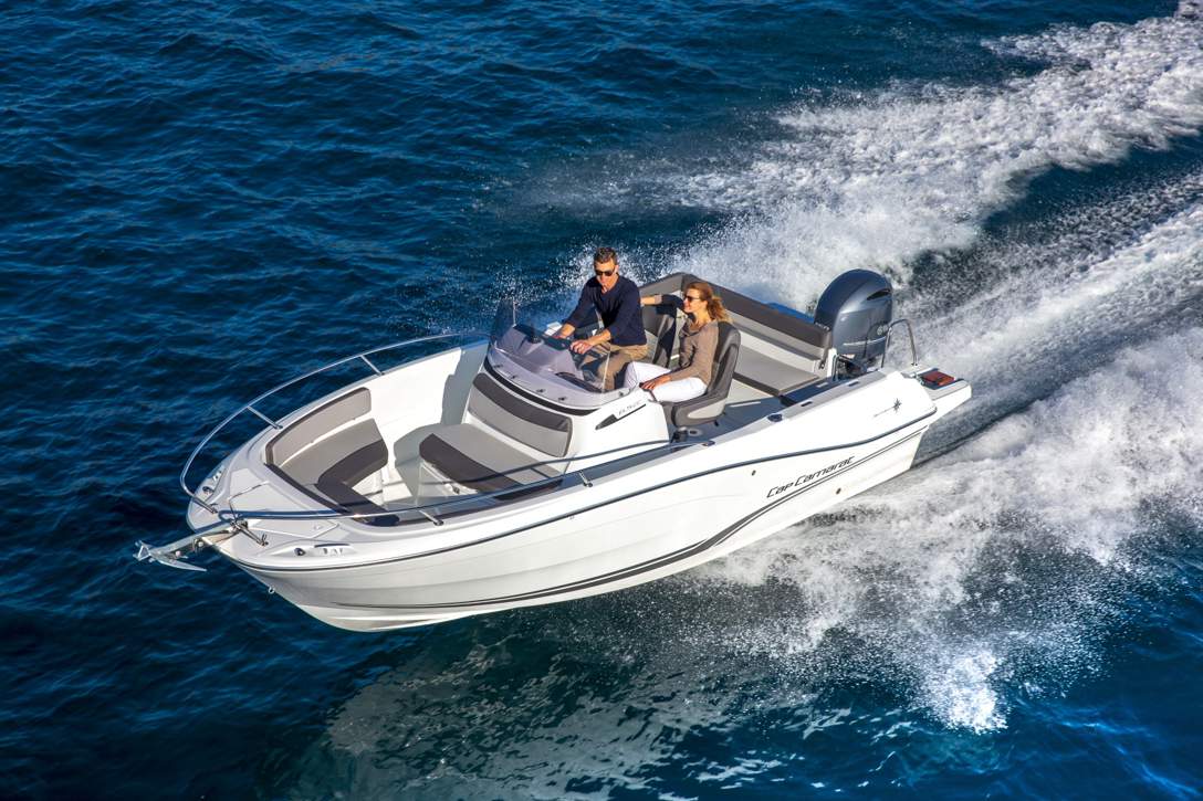 Jeanneau Cap Camarat 6.5 CC Serie 3 Exterior - 10.JPG