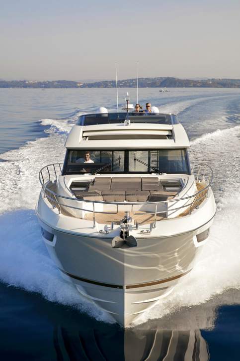 Prestige 630 S Exterior - 8.JPG