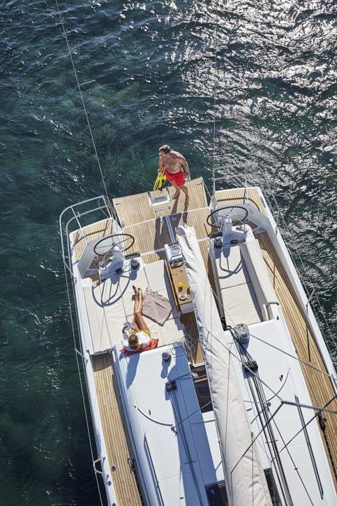 Jeanneau Sun Odyssey 440 Exterior - 37.JPG