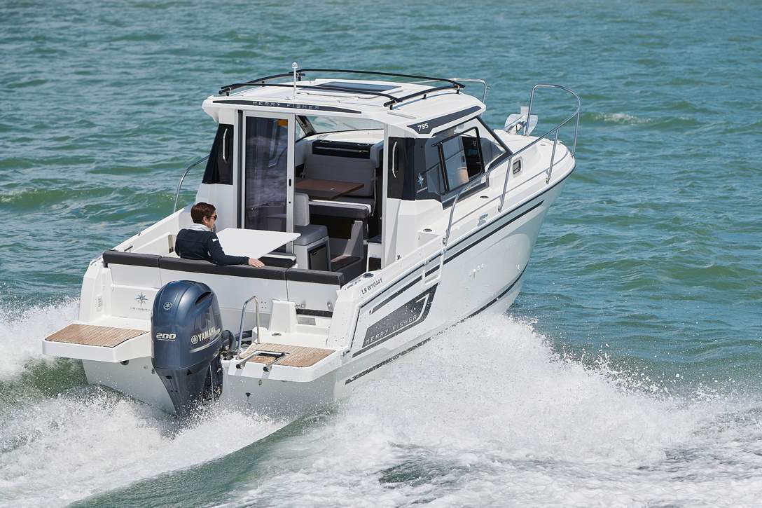 Jeanneau Merry Fisher 795 Serie 2 HB Exterior - 66.JPG