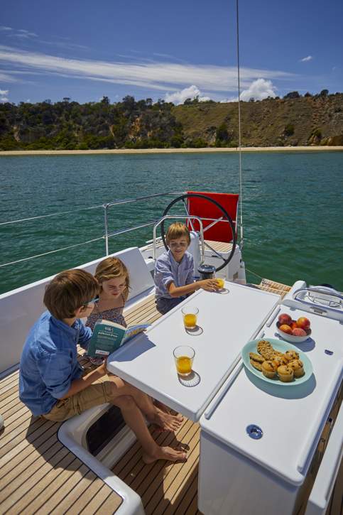 Jeanneau Sun Odyssey 490 Exterior - 62.JPG