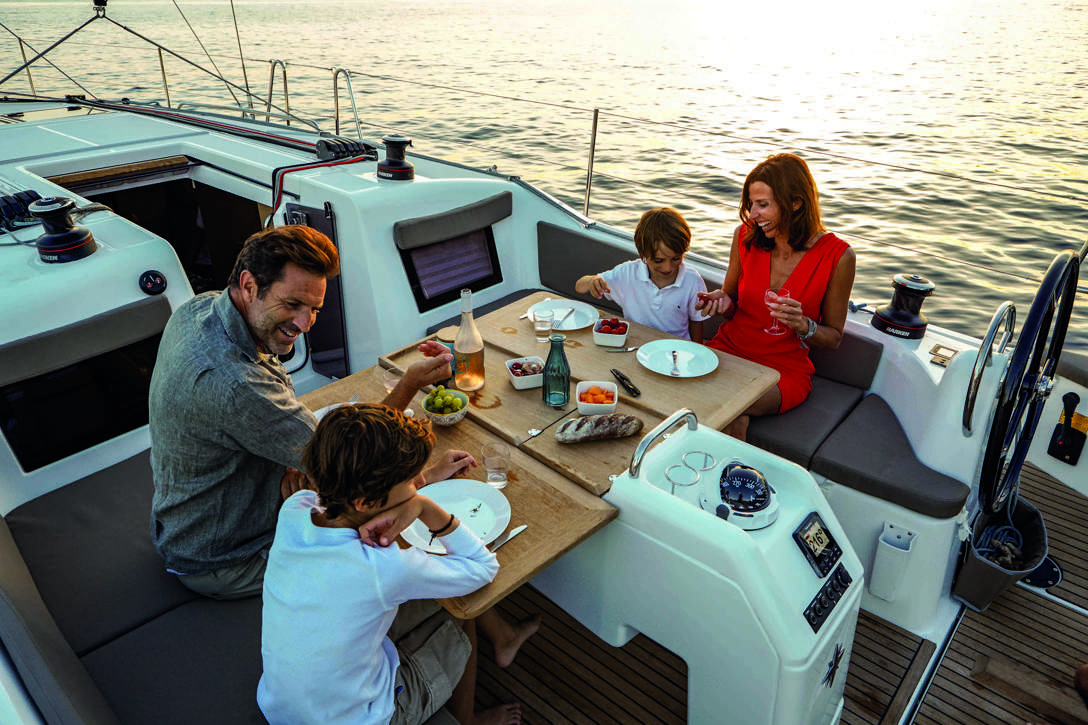 Jeanneau Sun Odyssey 410 Exterior - 41.JPG