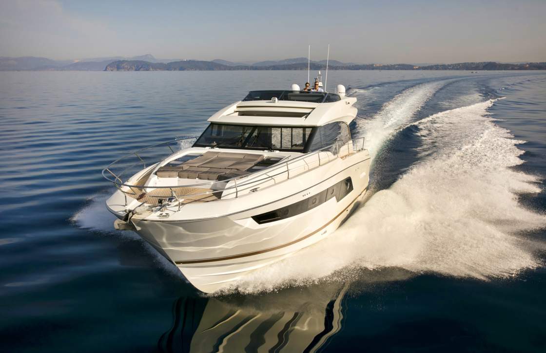 Prestige 630 S Exterior - 9.JPG