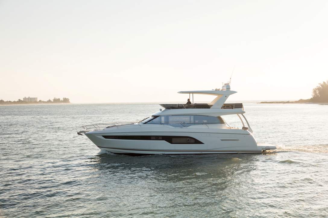 Prestige 630 Flybridge Exterior - 70.JPG