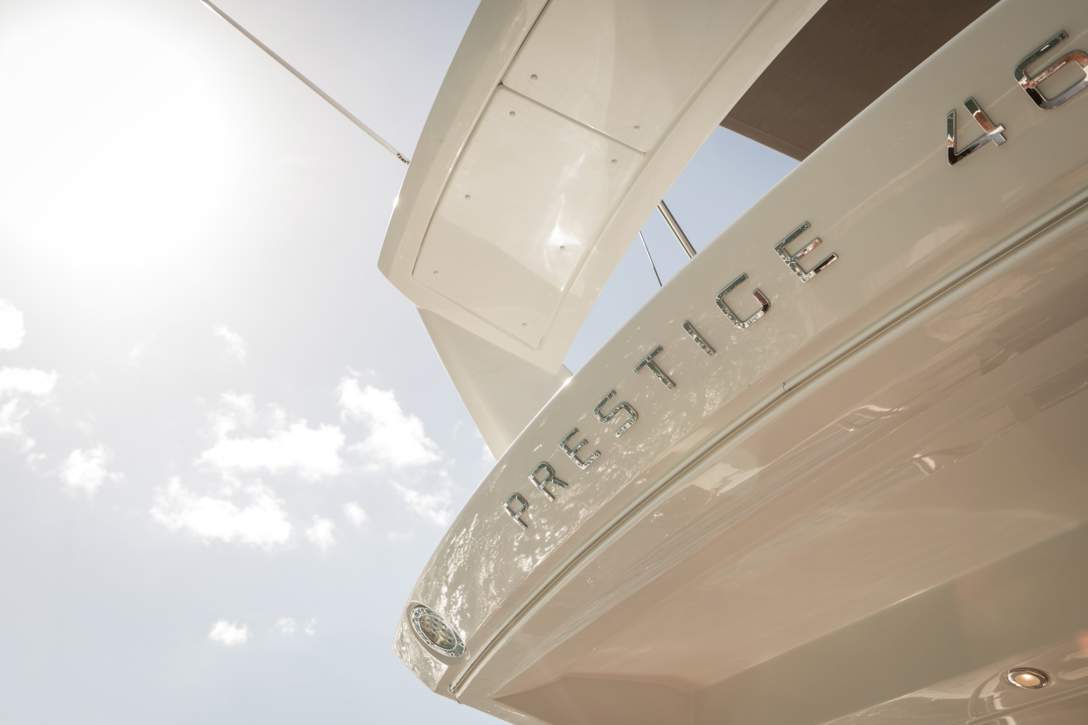 Prestige 460 Flybridge Exterior - 2.JPG