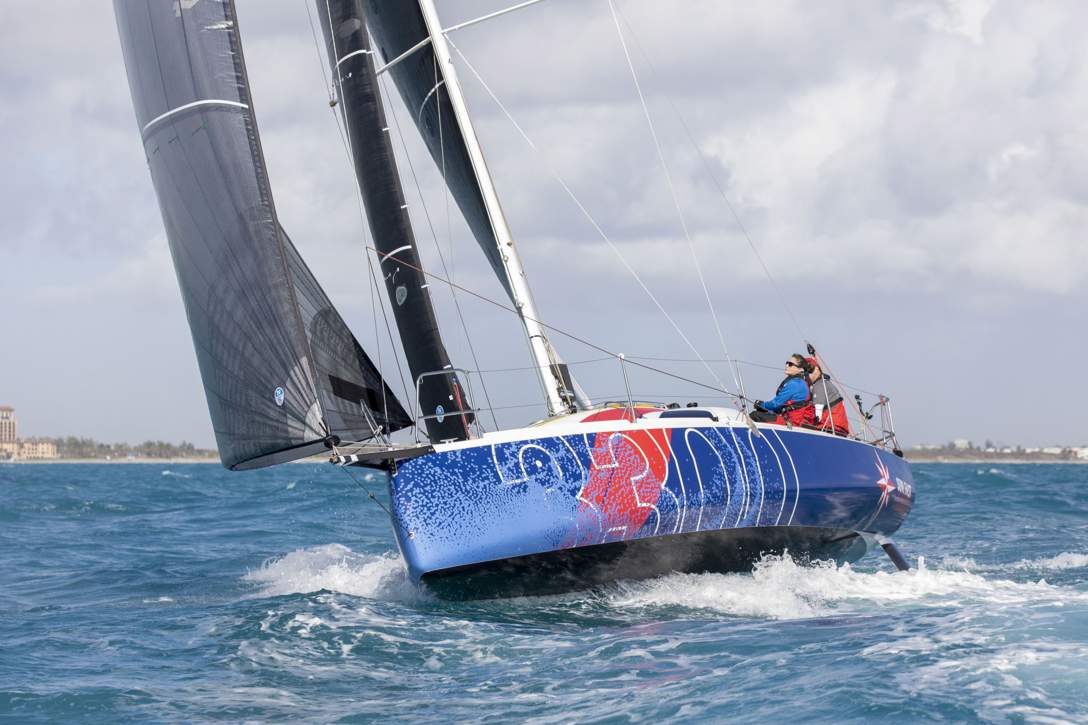 Jeanneau Sun Fast 3300 Exterior - 4.JPG