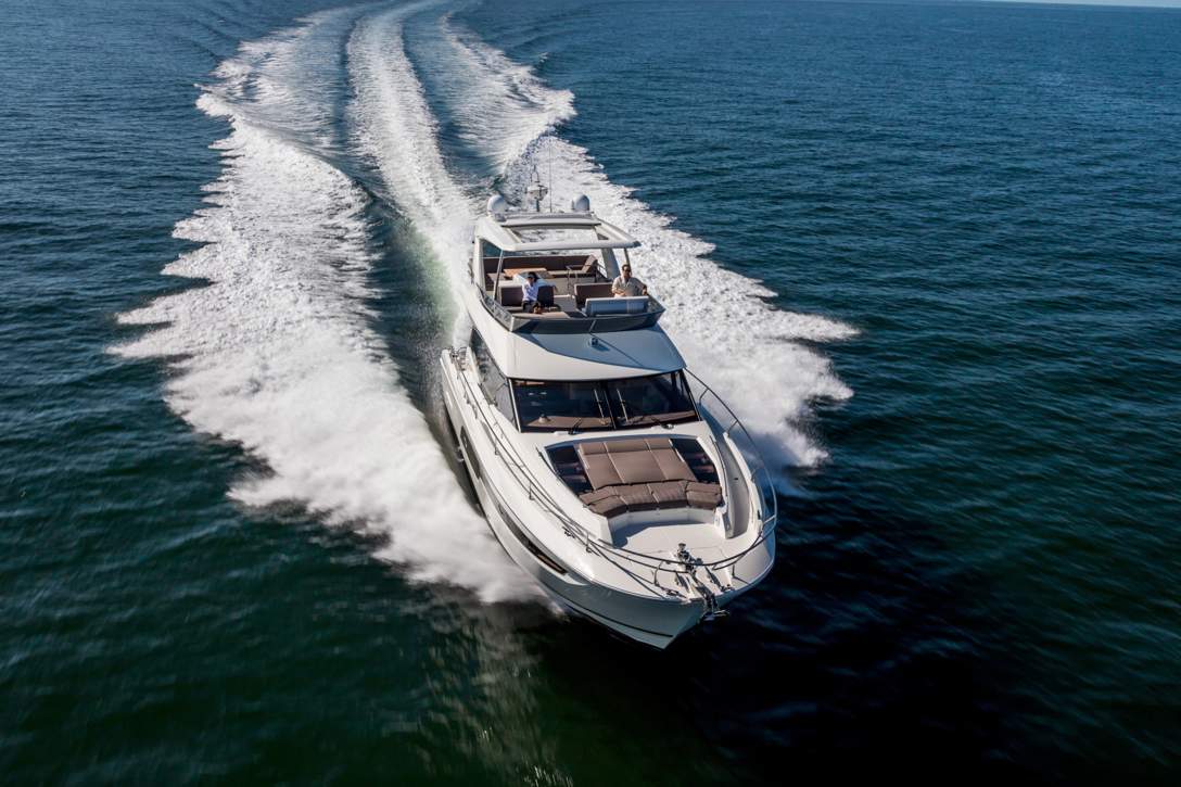 Prestige 630 Flybridge Exterior - 51.JPG