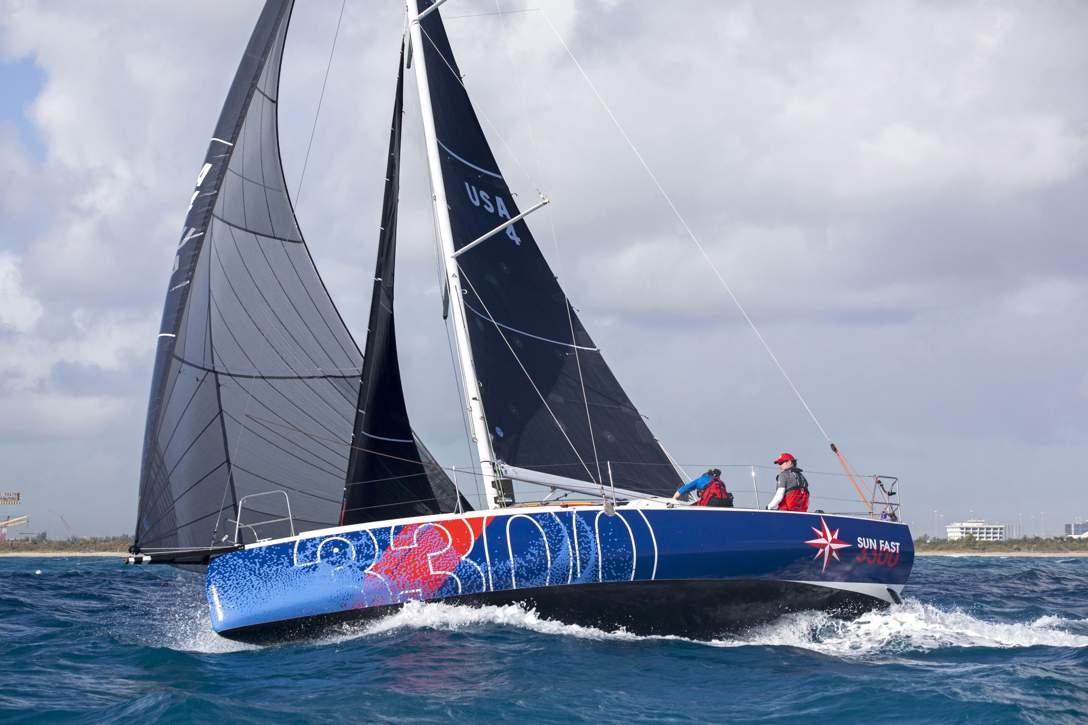 Jeanneau Sun Fast 3300 Exterior - 9.JPG