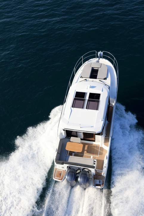 Jeanneau Merry Fisher 1095 HB Exterior - 21.JPG