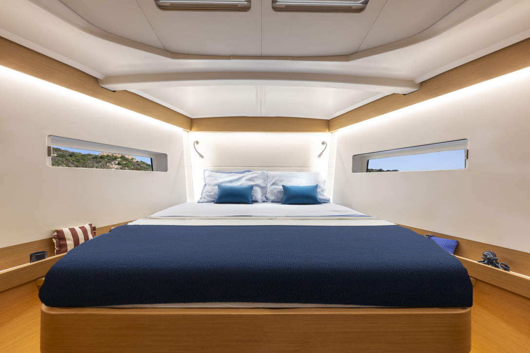 SUN ODYSSEY 455 INTERIOR (11)
