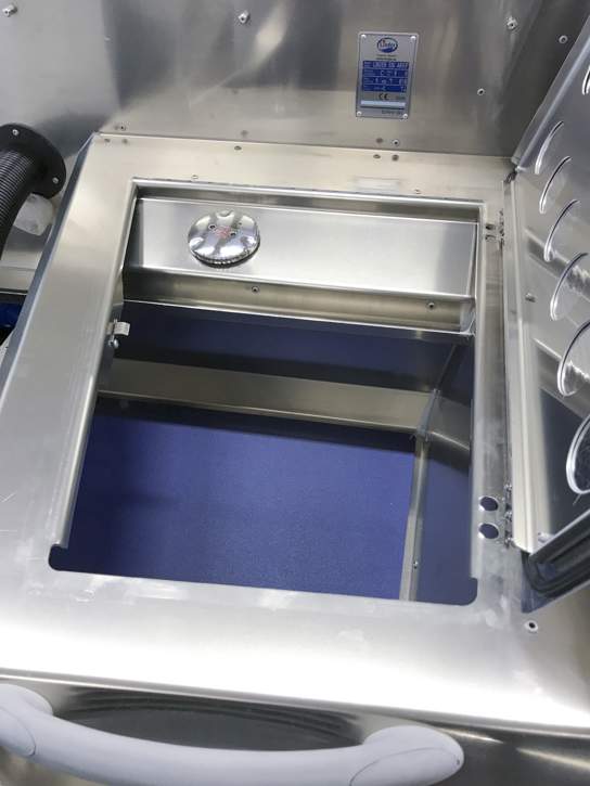 Linder Arkip 430 Interior - 1.jpg