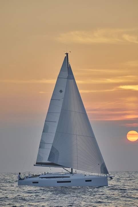 Jeanneau Sun Odyssey 410 Exterior - 59.JPG