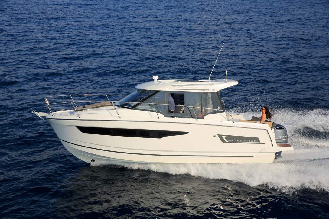 Jeanneau Merry Fisher 895 HB Exterior - 50.JPG