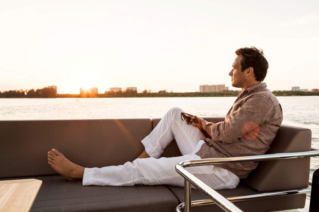 Prestige 630 Flybridge Exterior - 61.JPG