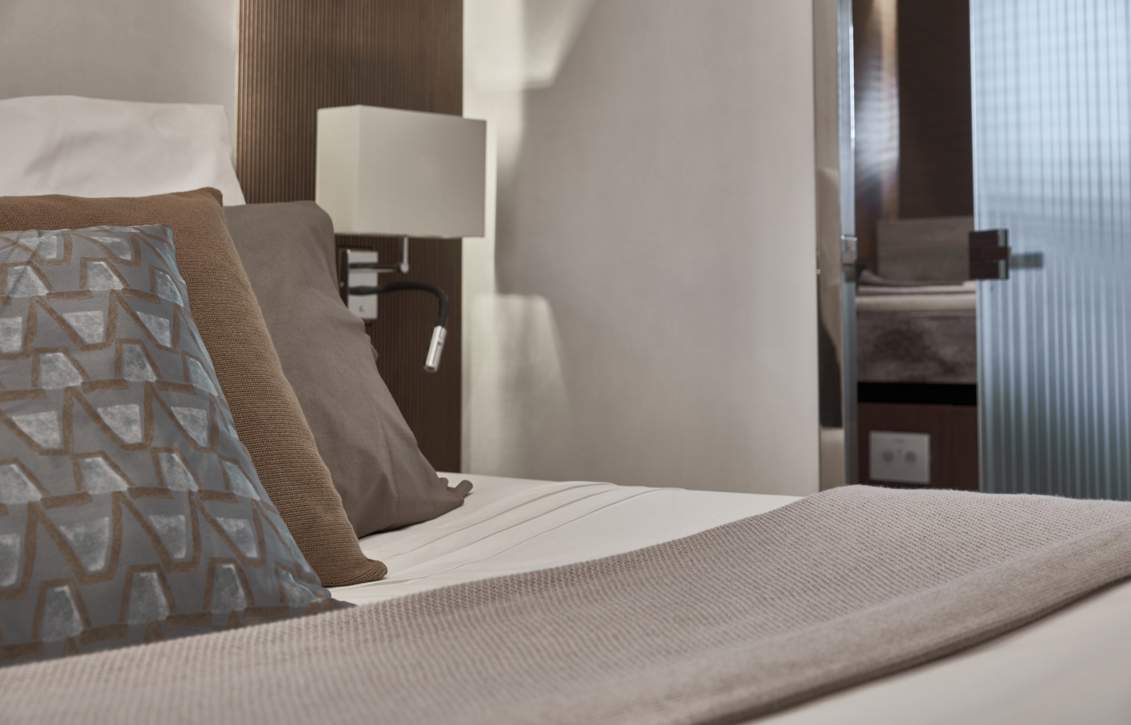 Prestige X70 Interior - 6.JPG