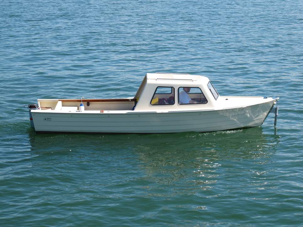 Füllemann Petri F-603 Exterior - 12.JPG