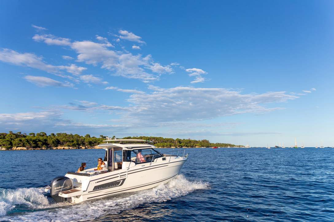 Jeanneau Merry Fisher 795 Serie 2 HB Exterior - 51.JPG