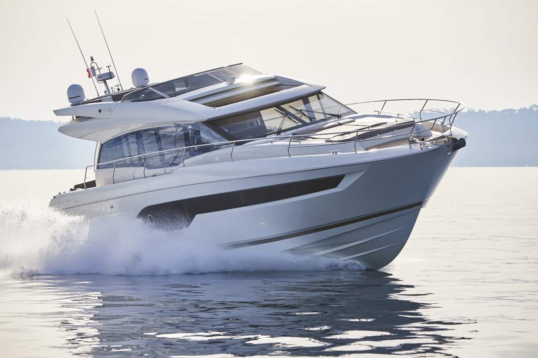 Prestige 630 S Exterior - 12.JPG