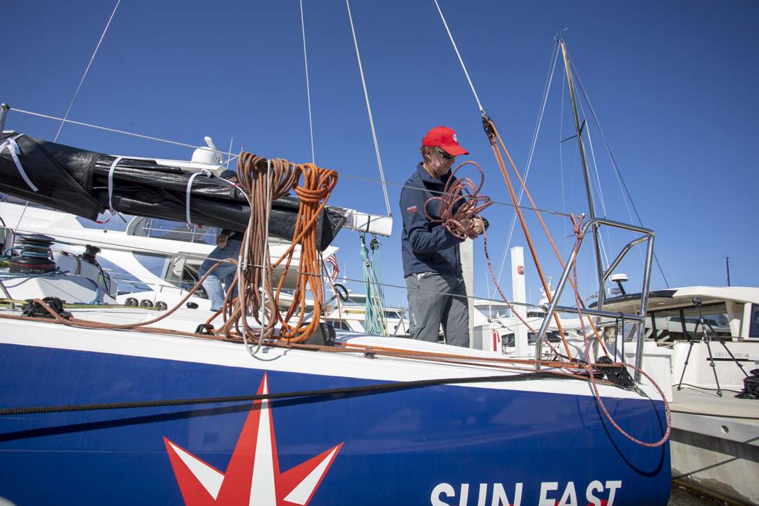 Jeanneau Sun Fast 3300 Exterior - 3.JPG