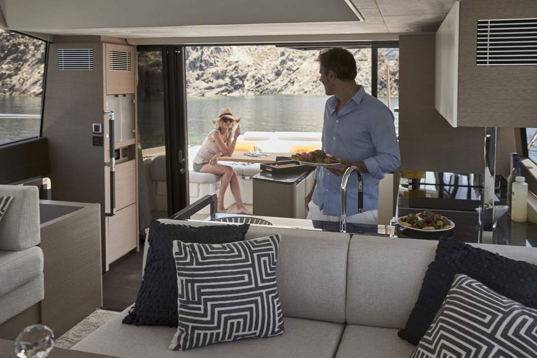 Prestige 590 S Exterior - 22.JPG