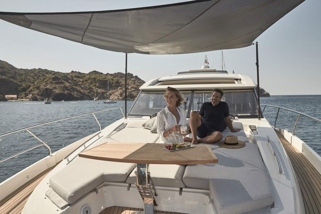 Prestige 590 S Exterior - 30.JPG