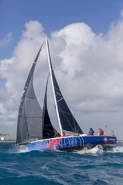 Jeanneau Sun Fast 3300 Exterior - 10.JPG