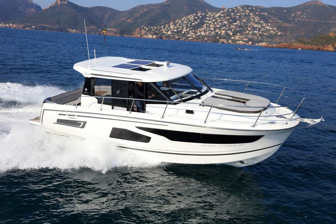 Jeanneau Merry Fisher 1095 HB Exterior - 24.JPG