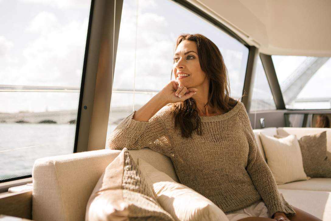 Prestige 460 Flybridge Interior - 3.JPG