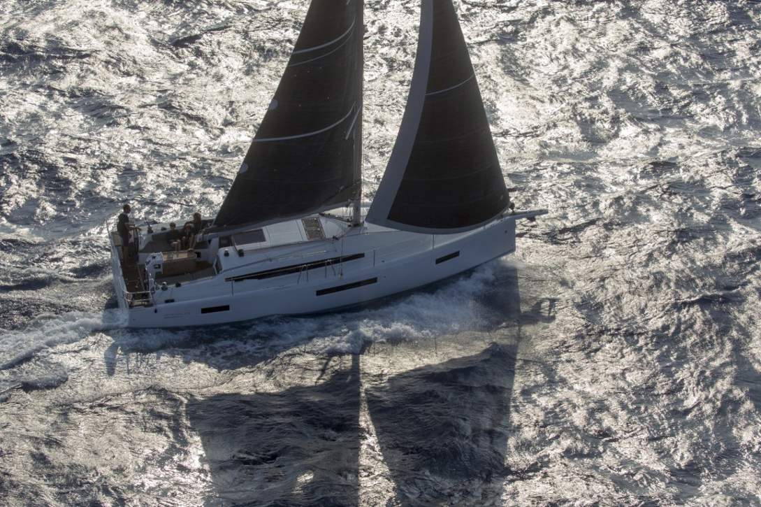 Jeanneau Sun Odyssey 410 Exterior - 16.JPG