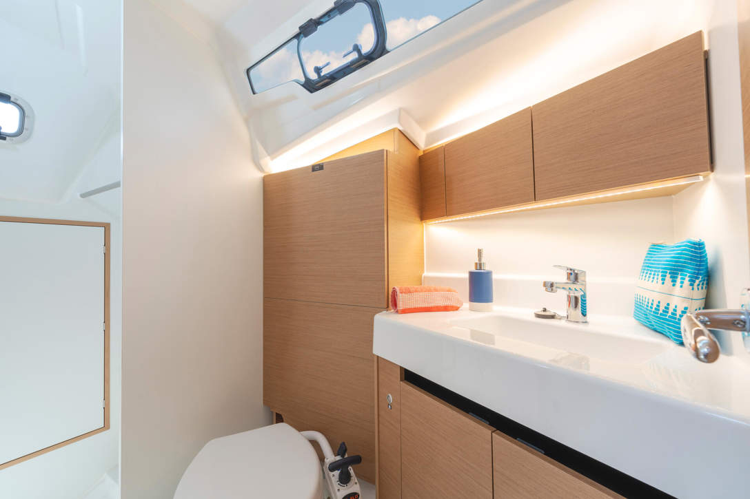 655605Ac0000000000000004