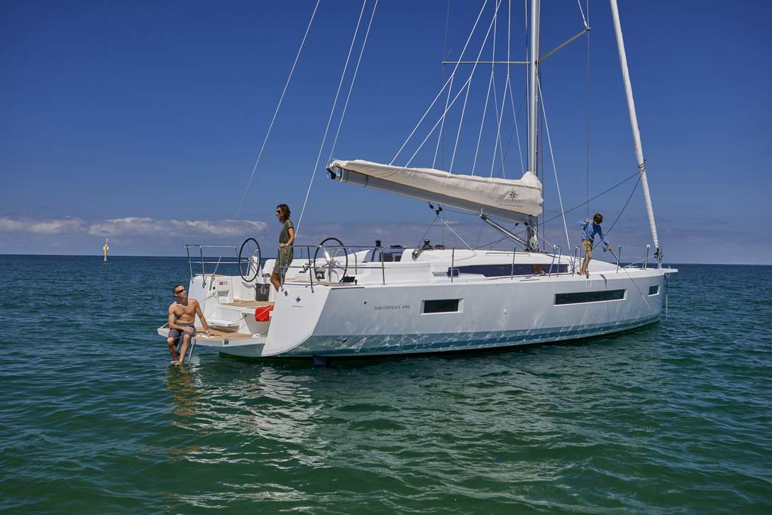 Jeanneau Sun Odyssey 490 Exterior - 64.JPG