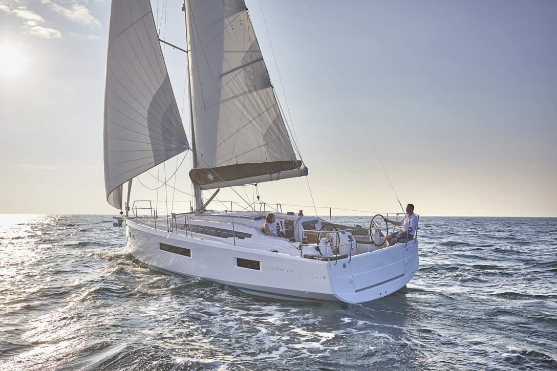 Jeanneau Sun Odyssey 410 Exterior - 67.JPG