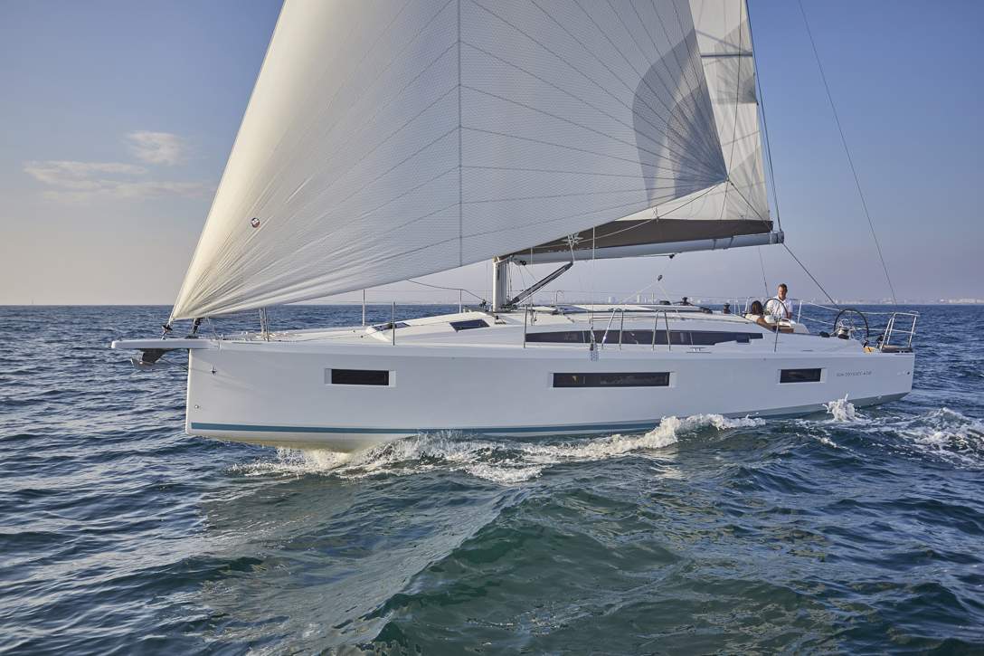 Jeanneau Sun Odyssey 410 Exterior - 68.JPG
