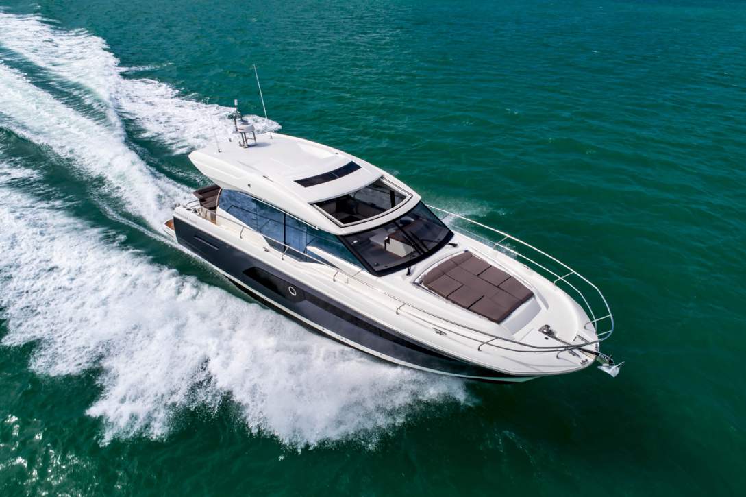 Prestige 520 S Exterior - 4.JPG