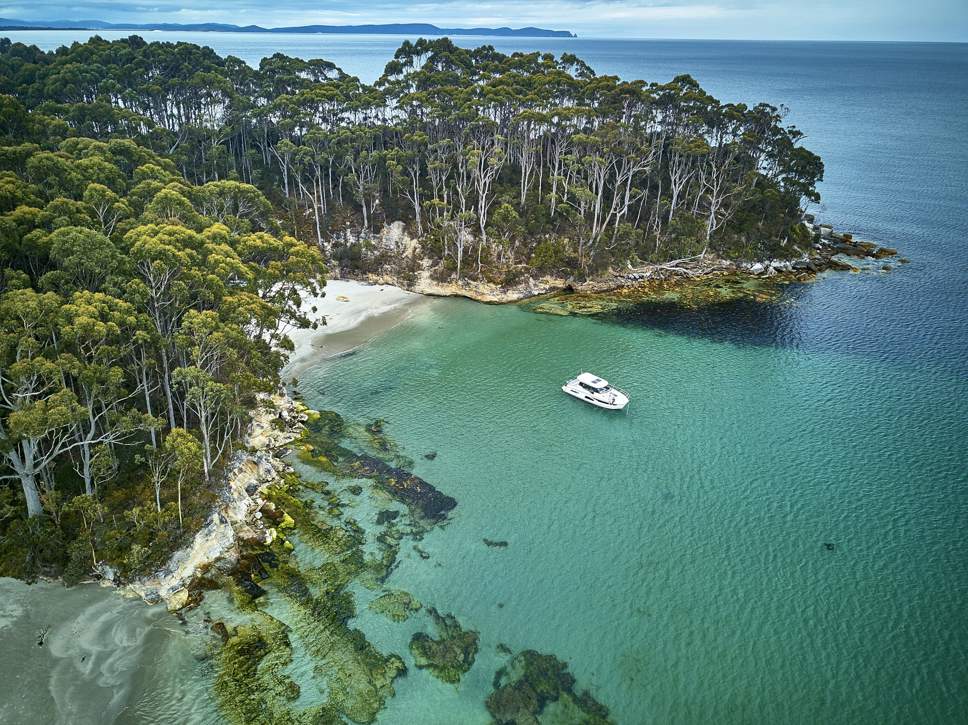 Jeanneau Merry Fisher 1095 HB Exterior - 7.JPG